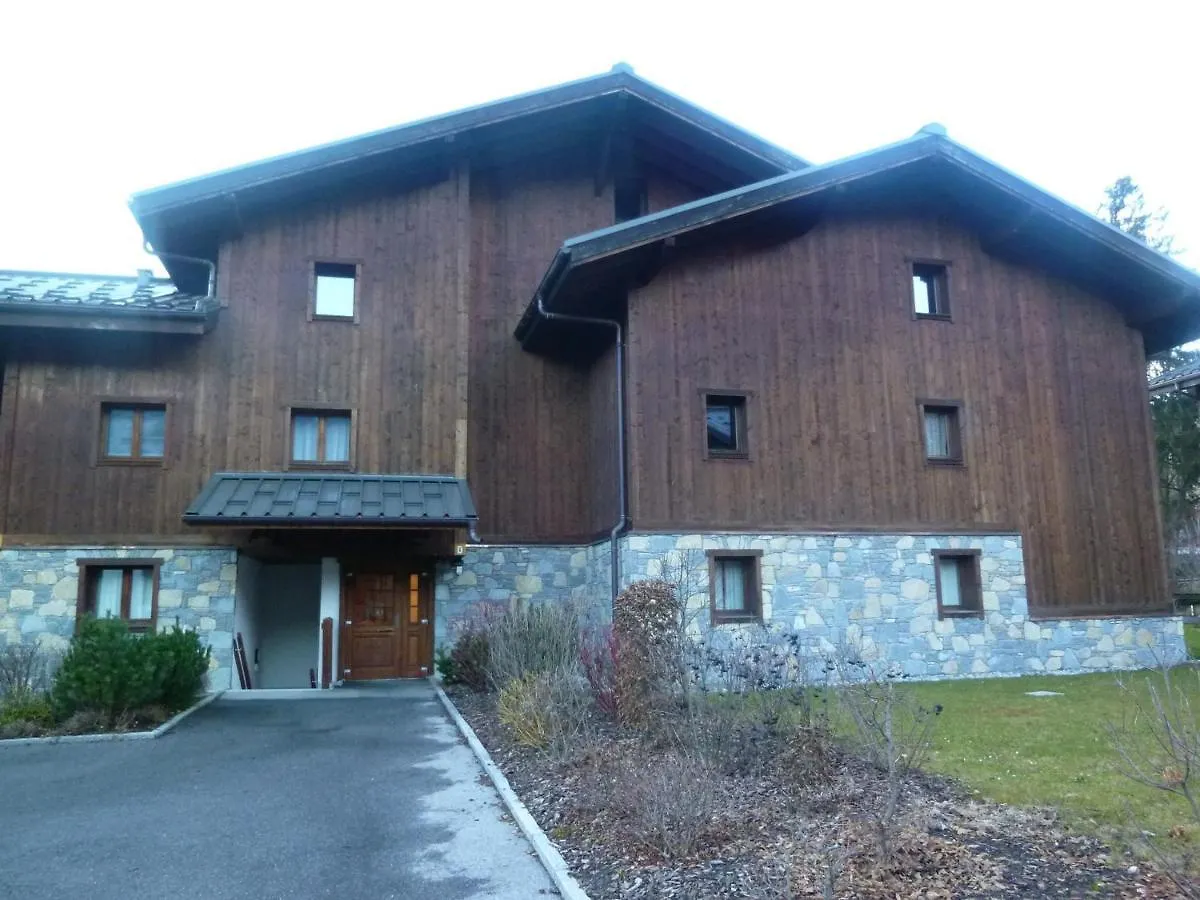Appartement De Charme Avec Terrasse, Piscine Et Parking, Proche Centre Et Arret Ski-Bus - Fr-1-624-105 Samoens Apartment